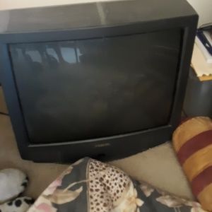 Panasonic 27" color tv.
